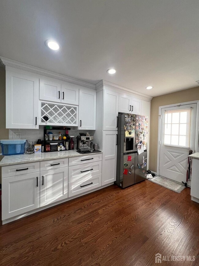 Photo - 515 Netherwood Ave