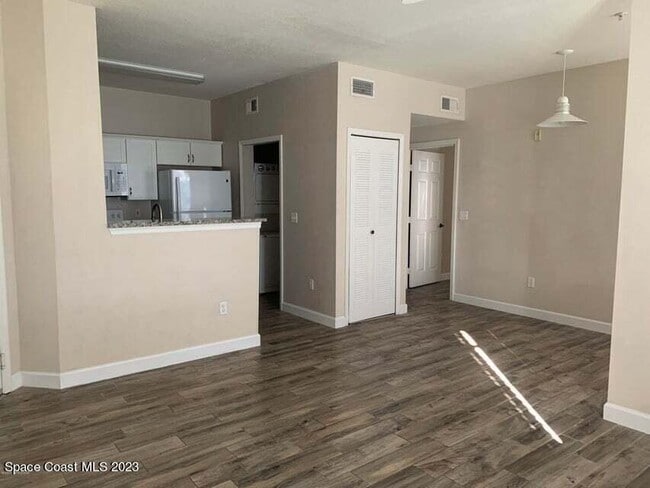 Photo - 5663 Star Rush Dr Unit 105