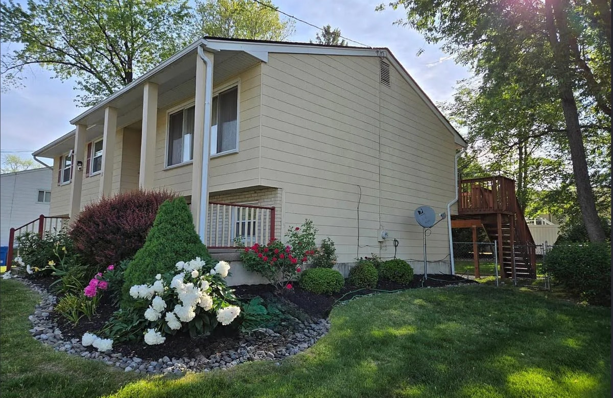Photo - 11 Knollwood Dr