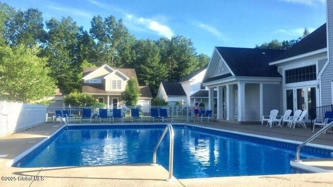 Photo - 27 Horseshoe Dr