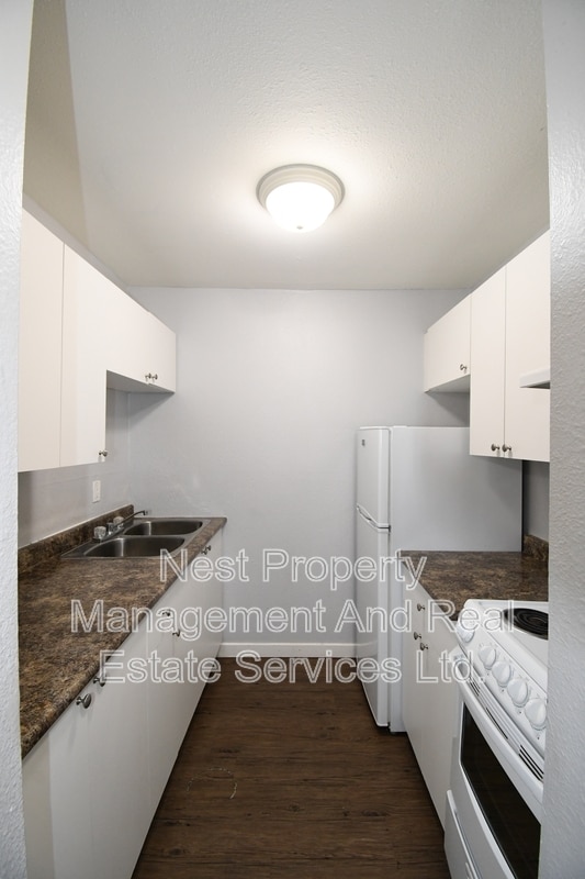 Building Photo - 4280 Quentin Ave