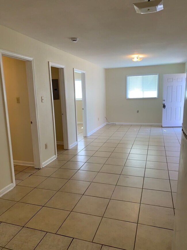1520 Lesseps St Unit 1520 Lesseps St.