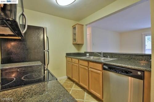 Photo - 37294 Spruce Terrace