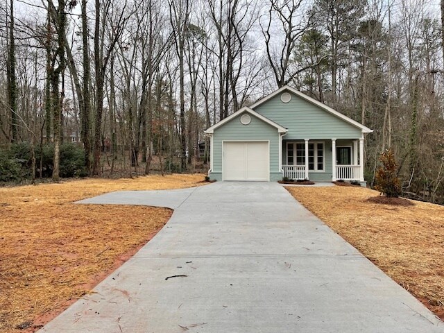 Photo - 861 Hickory Dr SW