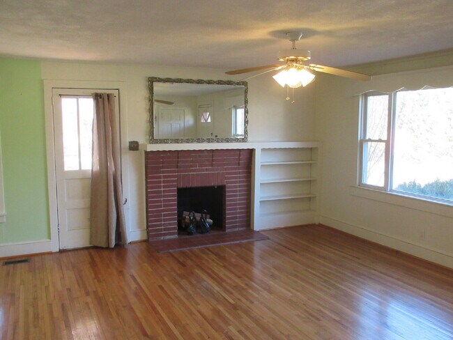 Photo - Home for Rent In Lincolnton