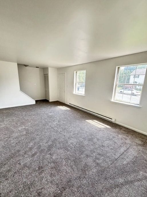 Photo - 447 Garland Cir