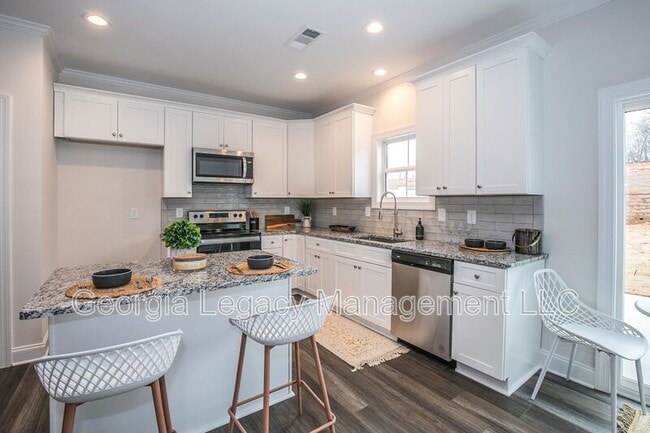 Photo - 123 Magnolia Pl