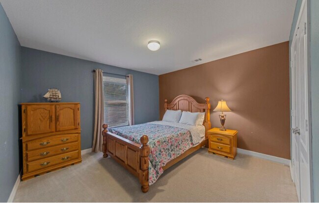 Photo - 5901 Snow Creek Dr