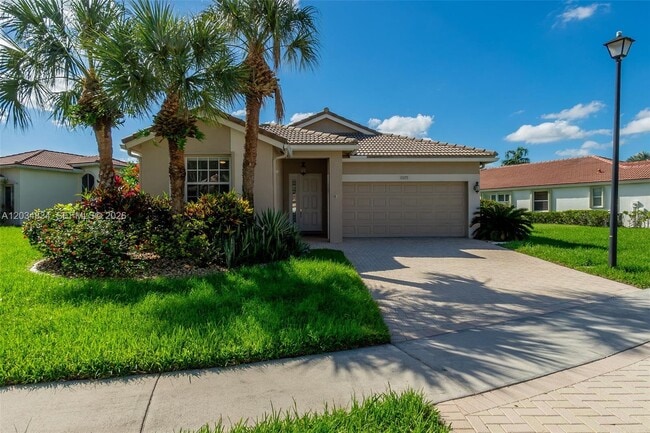 Building Photo - 2675 Clipper Cir
