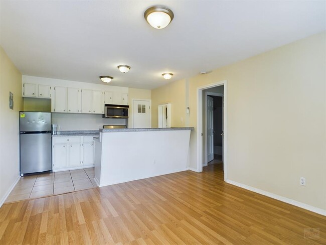 Photo - 304 E 33rd St Condo Unit 17