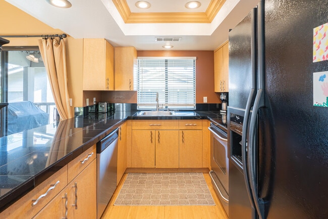 Photo - 46631 Arapahoe Cir Unidad B