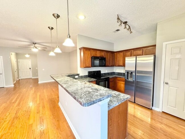 Photo - Special!! $500.00 off first months rent if Move in by June!! 3 Bed 2.5 bath- Townhome located in ...