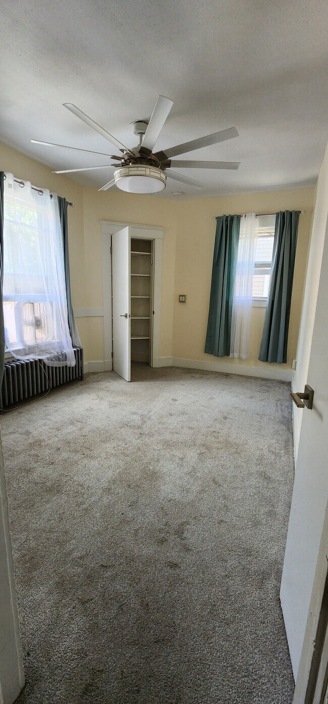 Photo - 1639 Chapel St Unit 1L