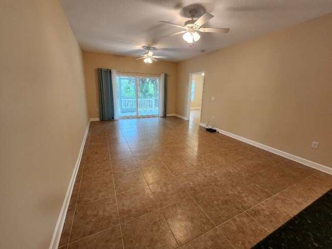 Photo - Beautiful 2/2 Bouchelle Condo with private garage