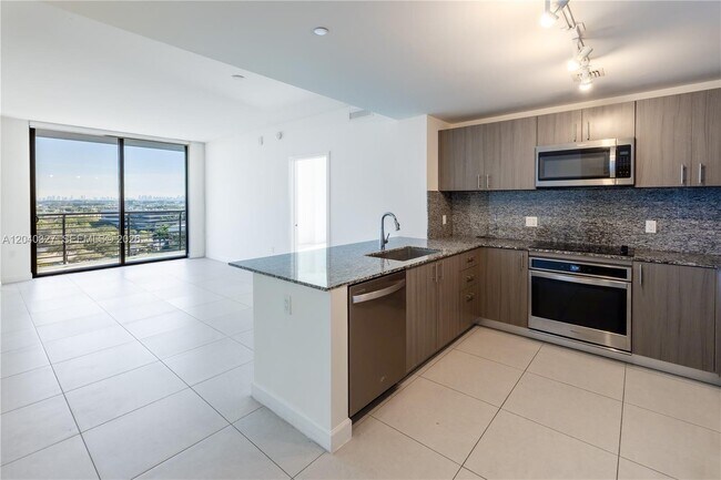 Photo - 5350 NW 84th Ave Unit 1001