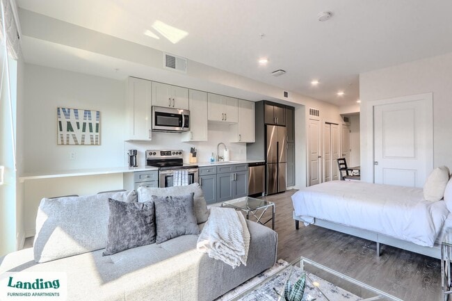 Building Photo - 210 E Green St Unit 716.1410573