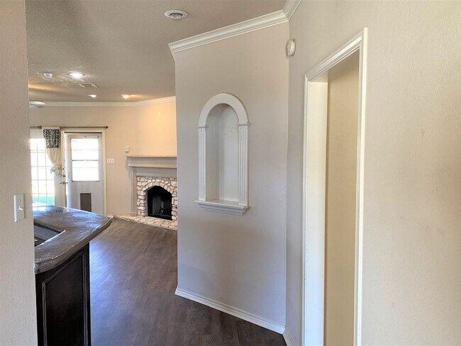 Photo - ** BEAUTIFUL MEADOWS SOUTH HOME**