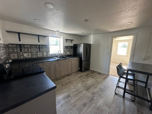 Photo - Attached one car garage! Pet Friendly!