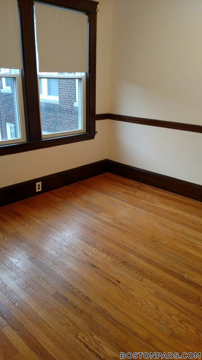 Photo - 157 Summer St Unidad 14F