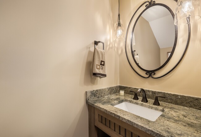 Photo - 176 Carrick Bend Ln