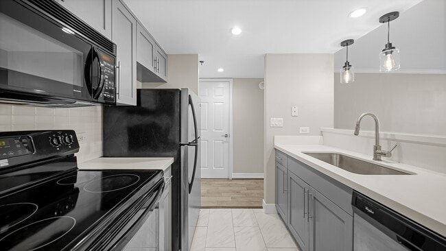 Photo - 3525 Sage Rd Unit 1012