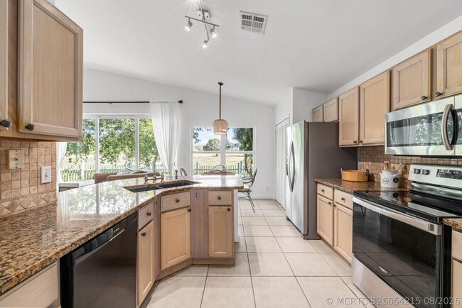 2650 Fairway Cove Ct