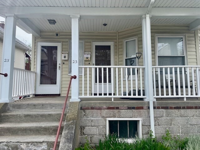 Building Photo - 23 Alexander Ave Unit 1