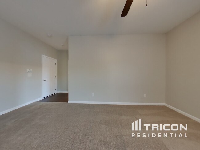 Photo - 142 Waters Edge Pkwy Temple GA