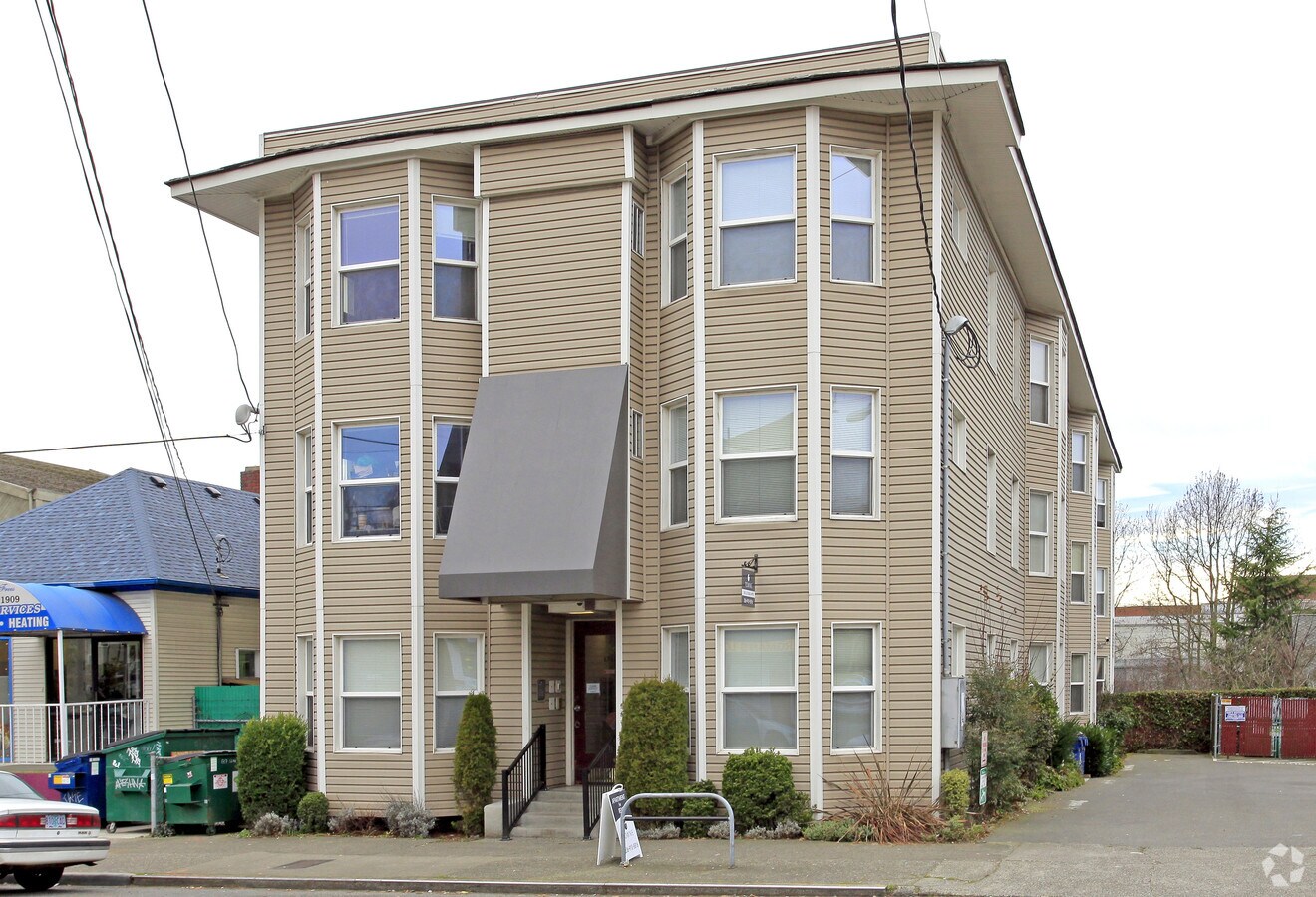 Towne Apartments - Towne Apartments