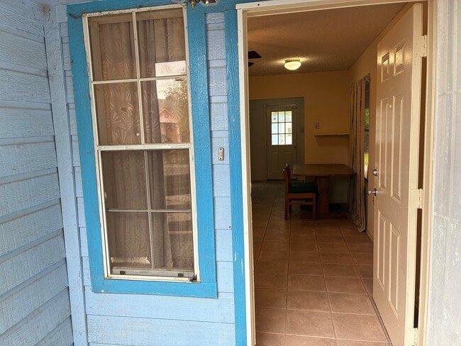 Photo - 1219 Truman Ln