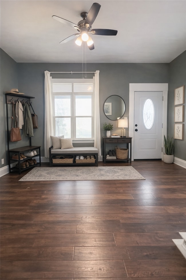 Building Photo - 523 Tracy Ave