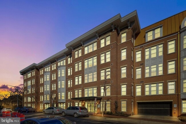 Photo - 1451 Belmont St NW Unit 202