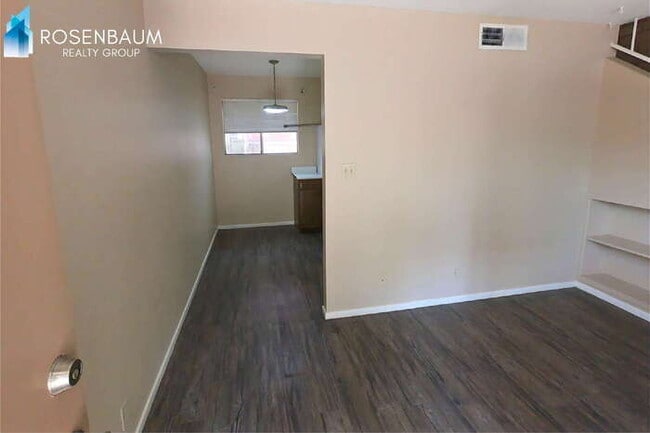 Photo - 905 S Ash Ave Unidad 1