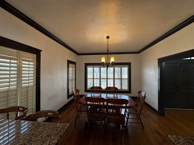 Photo - 720 N Stone Ave