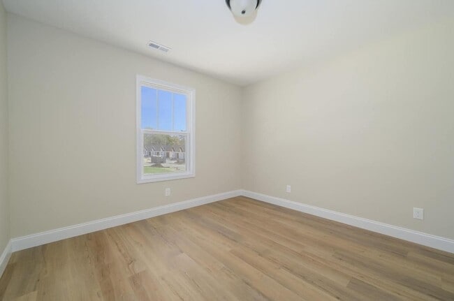Photo - 3301 Bethpage Wy