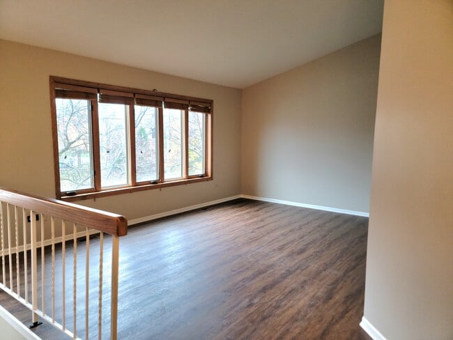 Photo - 9230 Windsor Pky