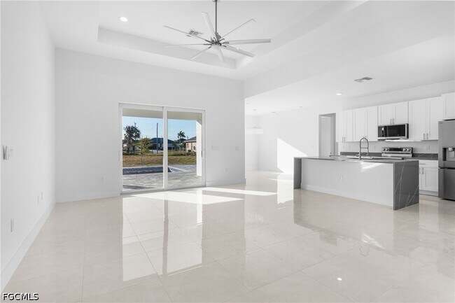 Photo - 1026 Nelson Rd N
