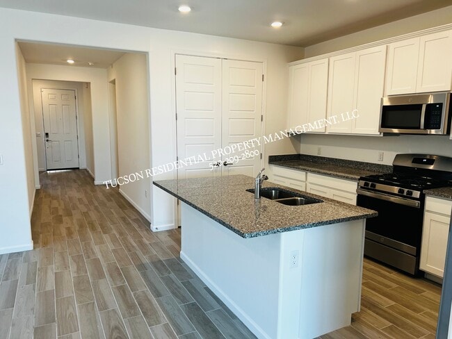 Photo - 13142 E Cembeline Ln