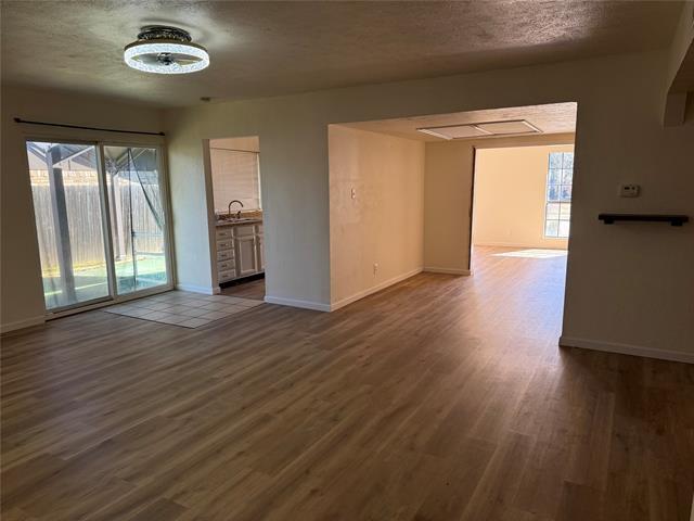 Photo - 2114 Alder Trail