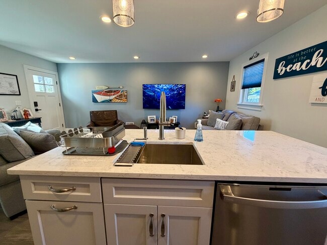 Photo - 502 12th Ave