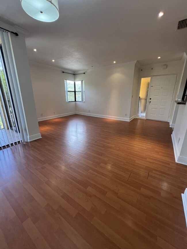 Photo - 3857 Coral Tree Cir Unit 307