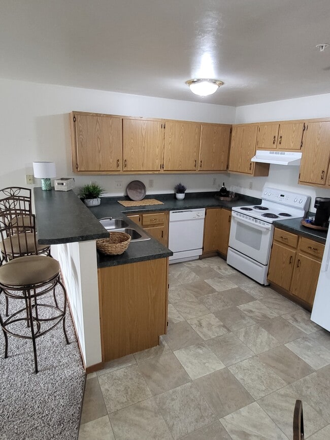 Glory Lane Apartments