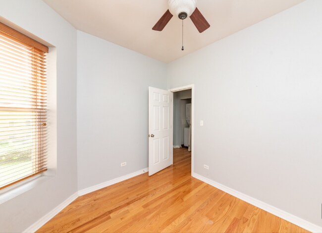 Photo - 3215 W Altgeld St Unit 2