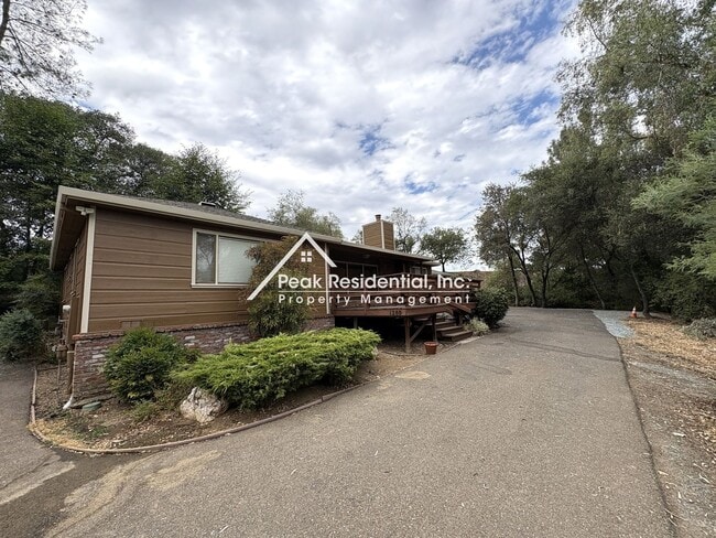 Photo - 1280 Grove Ct