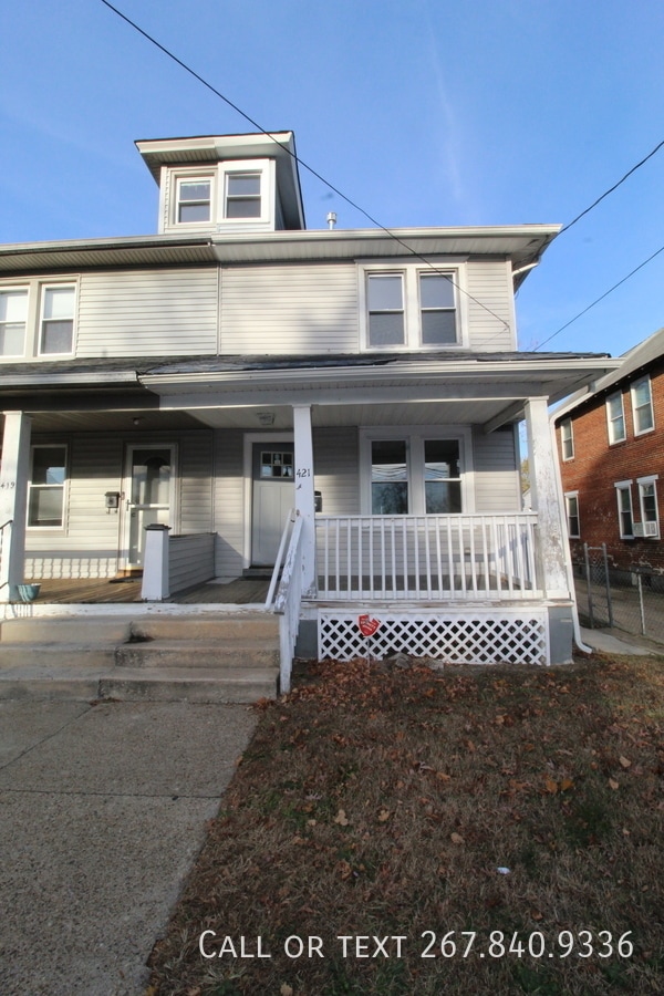 Photo - 421 Bridgeboro St