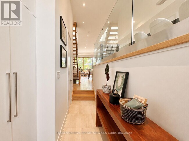 Photo - 19a Linton Ave