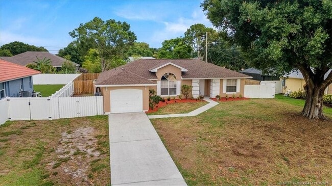 Photo - 517 SW College Park Rd