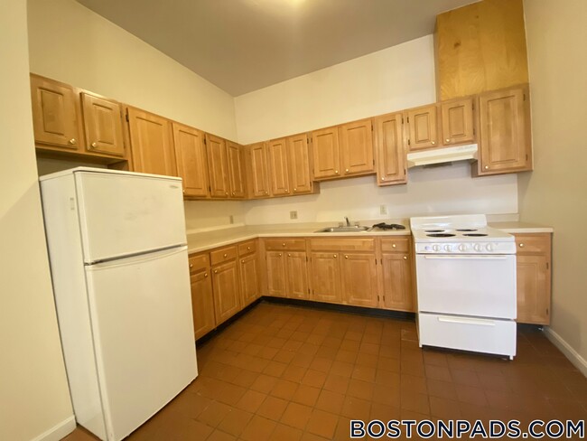 Photo - 81 Essex St Unit 22