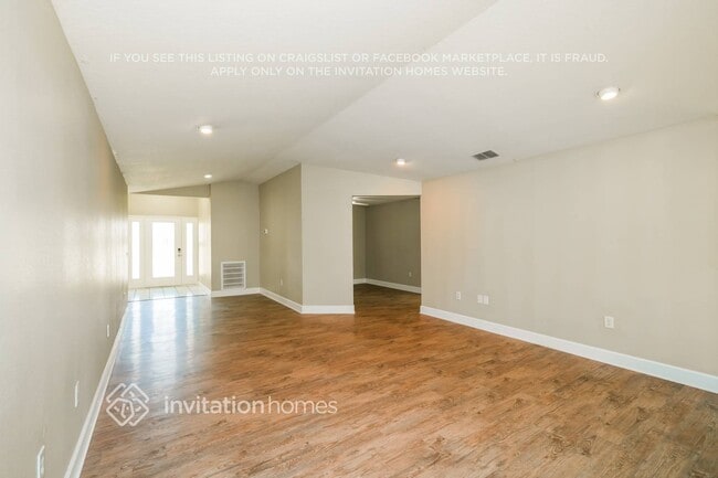 Photo - 3236 Forestbrook Dr N
