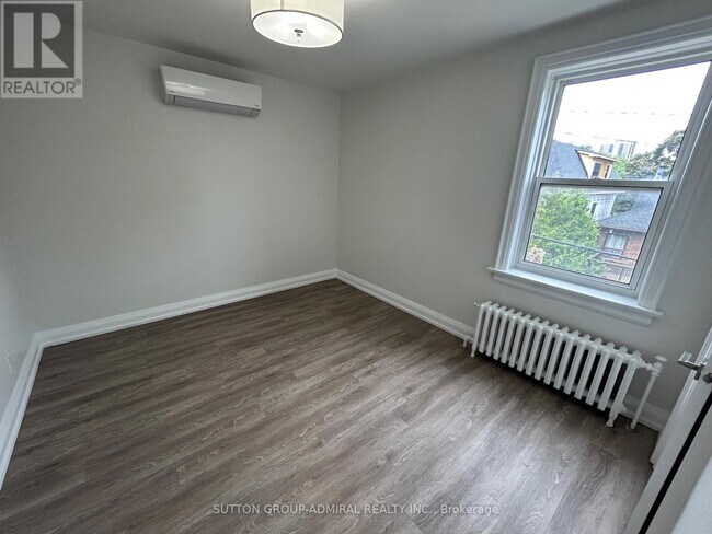 Photo - 464 Spadina Rd Unité 24